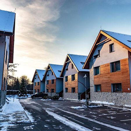 Apartman Myto Mýto pod Ďumbierom Exteriör bild