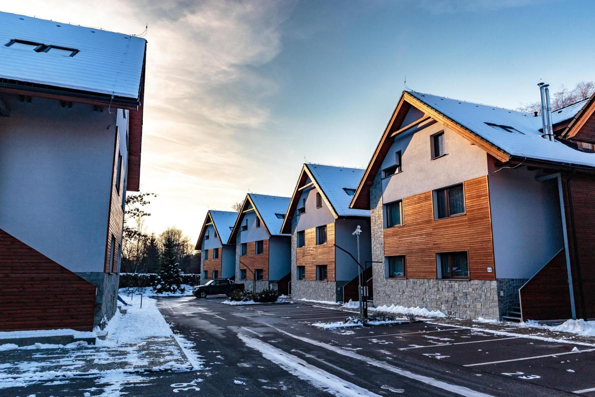 Apartman Myto Mýto pod Ďumbierom Exteriör bild